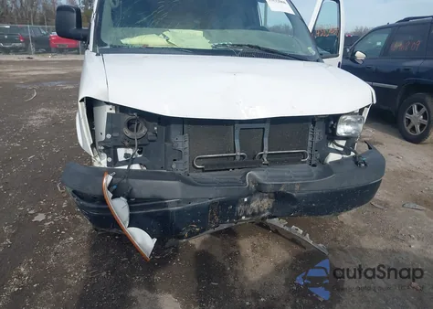 2014 Chevrolet Express 2500 Work Van z USA, uszkodzony, nr VIN 1GCWGFCA4E1128319